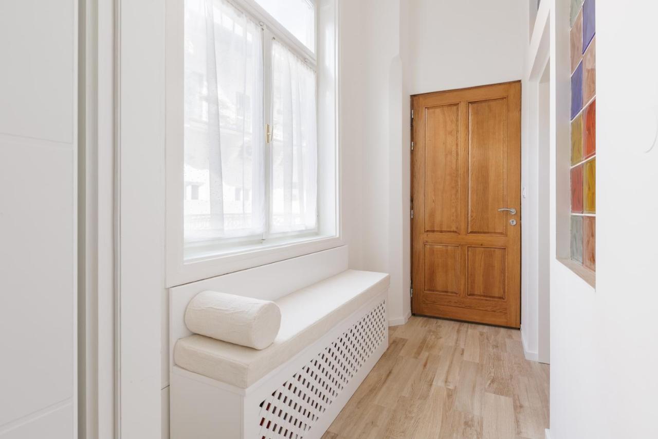 Cozy In The Heart Of Zagreb - H Apartment ภายนอก รูปภาพ