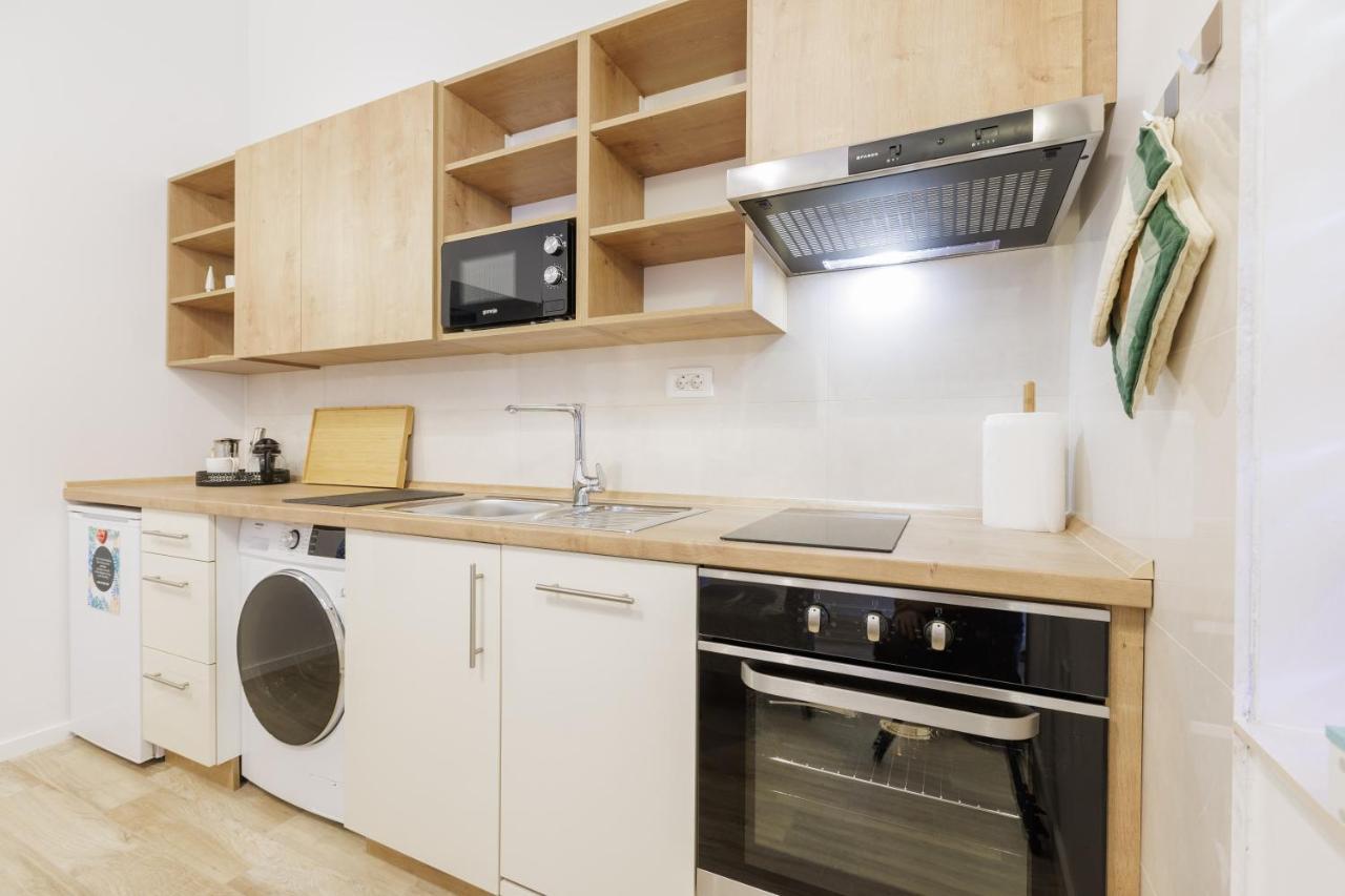 Cozy In The Heart Of Zagreb - H Apartment ภายนอก รูปภาพ